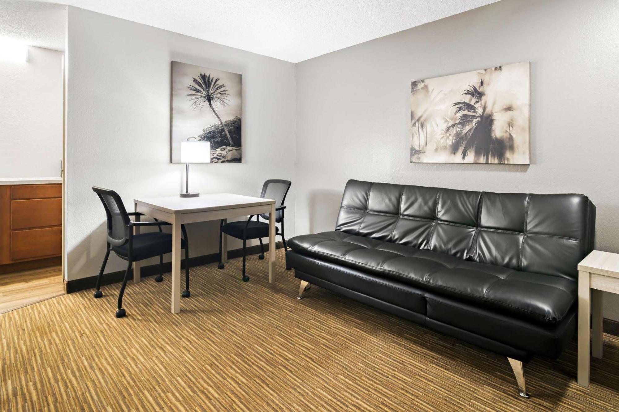 Best Western The Oasis At Joplin Εξωτερικό φωτογραφία